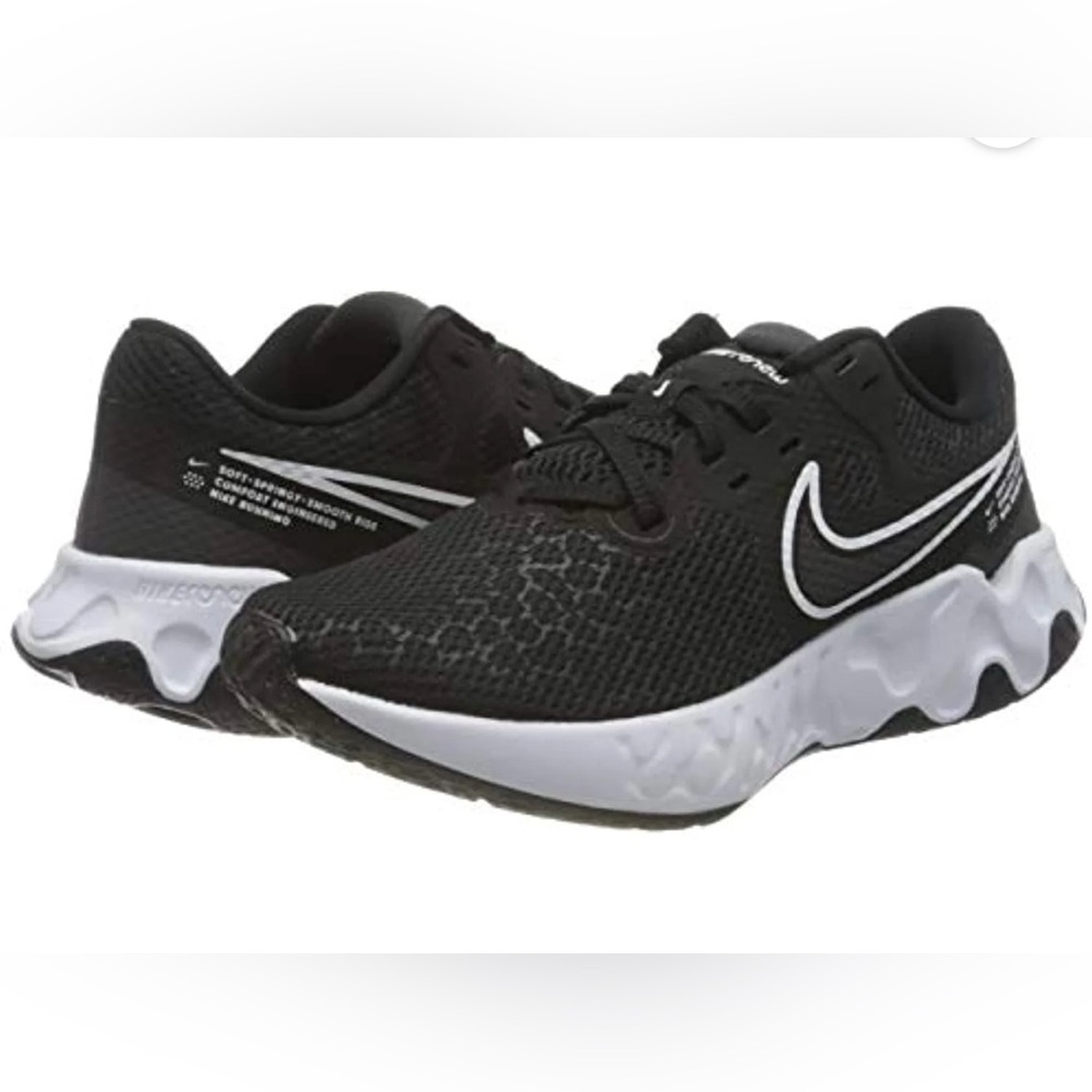 Women’s Nike sneaker size 8.5